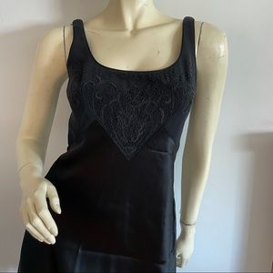 Tahari sleeveless black dress